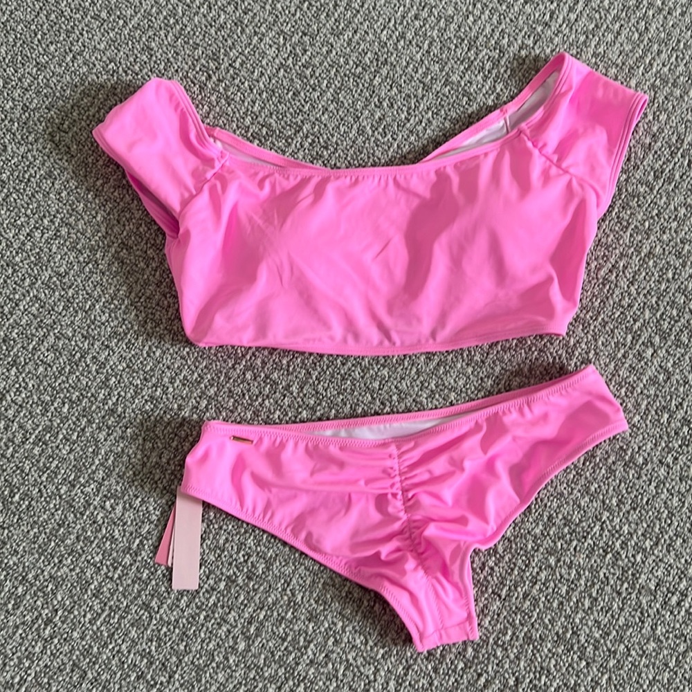 New Victoria Secret Barbie Pink Swimsuit Swim set Cropped top Ruch Bikini L S